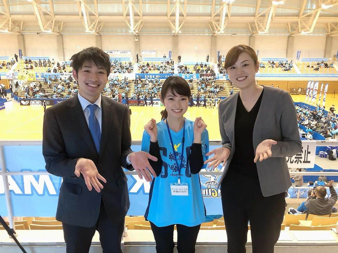 唐川美音さんのインスタグラム写真 - (唐川美音Instagram)「Jump!シーガルズ  バレーボールV1リーグ女子 昨日の岡山シーガルズのホーム戦 ご覧いただけましたか？  手に汗握る大接戦でしたが、 最後シーガルズの結束力で勝利しました✨✨  解説をしていただいた 元岡山シーガルズ主将山口舞さんや、 実況のテレビ大阪 前田拓哉アナとともに 「やった〜‼︎」と喜びを分かち合いました😊✨  ここからは折り返し！ 頂点目指して頑張れ!岡山シーガルズ✨  #テレビせとうち #jumpシーガルズ #バレーボールv1リーグ女子 #岡山シーガルズvsトヨタ車体 #見事勝利 #解説は山口舞さん #実況はテレビ大阪の前田拓哉アナウンサー #楽しい中継でした #岡山シーガルズ頑張れ #応援しましょう」11月30日 11時31分 - mio_karakawa