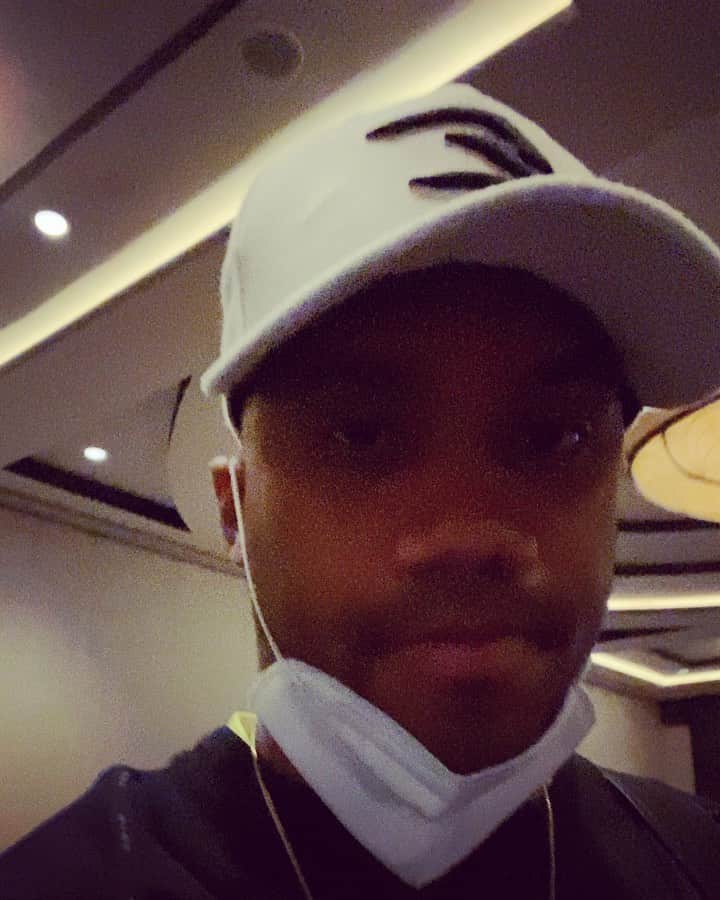 ラッセル・ウィルソンのインスタグラム：「It’s ALL because of YOU! 🙏🏾🙏🏾🙏🏾 Grateful & Blessed to see 32! 🙏🏾」