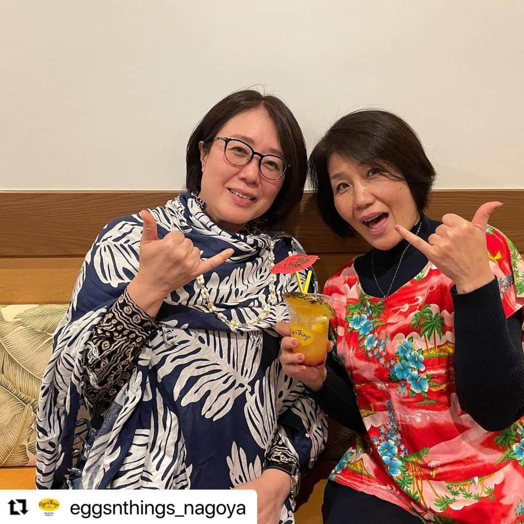 EGGS ’N THINGS JAPANさんのインスタグラム写真 - (EGGS ’N THINGS JAPANInstagram)「#Repost @eggsnthings_nagoya  「松淳」様  ご来店頂きましてありがとうございます😊素敵なお写真もご投稿させていただき、併せて感謝いたします💕  ・・・ 🌴ALOHA~🌴  ニックネーム「松淳」様、本日はご来店下さりありがとうございます！🌺  お手製のアロハとハワイで購入した思い出のお洋服と一緒に、ハワイ気分を楽しんで頂けました❤️  Eggs'n Thingsのキャンペーン「#アロハでエッグスン」にもご参加下さりありがとうございます😉  またのご来店をスタッフ一同心よりお待ちしております😃  投稿をご覧の皆様の「#アロハでエッグスン」へのご参加もお待ちしております🎵  いいね&フォローお願いします🤲 ダグ付け、#eggsngram を入れて、素敵な投稿もお待ちしております😁🌺  MAHALO🤙🏾🌺  🏝••┈┈┈┈••🌺••┈┈┈┈••🏝  名古屋PARCO店ではご予約も承っております。 お電話もしくは、プロフィールページのリンクからweb予約もしていただけます。  @eggsnthings_nagoya   🏝••┈┈┈┈••🌺••┈┈┈┈••🏝  #hawaii #hawaiitrip #hawaiian #hawaiianfood #hawaiiancafe #アロハ #aloha #pancakes #ハワイアン #ハワイアンカフェ #ハワイアングルメ #パンケーキ #パンケーキ部 #パンケーキ好きな人と繋がりたい #名古屋カフェ #名古屋カフェ巡り #名古屋グルメ #名古屋ランチ #名古屋PARCO #eggsnthings #eggsngram #エッグスンシングス　#アロハでエッグスン」11月30日 12時41分 - eggsnthings_jp