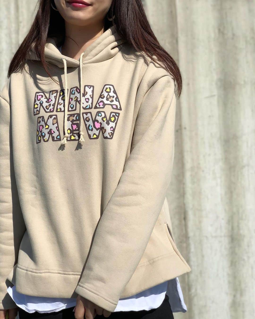 新谷美奈のインスタグラム：「.﻿ ﻿ 少し前にストーリーでちら見せしてた﻿ かわいいかわいいこの子🧸💗﻿ たくさんお問い合わせをいただき﻿ ありがとうございます☺️💓﻿ ﻿ そろそろ発表できるかな〜🤍﻿ ﻿ @ninamew_official#Ninamew#ニーナミュウ#ゆめタウン#ゆめタウン佐賀#セレクトショップ#selectshop」