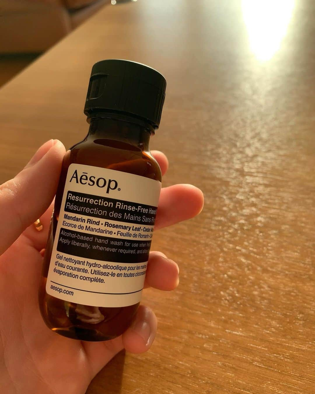 森なな子さんのインスタグラム写真 - (森なな子Instagram)「このご時世重宝してます🙏 #お気に入り #aesop」11月30日 22時34分 - nanako.m1988