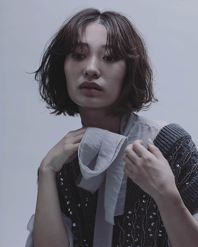 野口和弘のインスタグラム：「. hair @cieca.noguchi  . . . 平日  11:00〜20:00 土日祝  10:00〜19:00 月曜定休 TEL  03-6805-0644 http://cieca.jp . #cieca. #ciecanoguchi  #hair #hairstyle #fashion #ボブヘア #ボブスタイル #シースルーバング #ヘアスタイル #しんびよう #フォロー #表参道 #美容室」