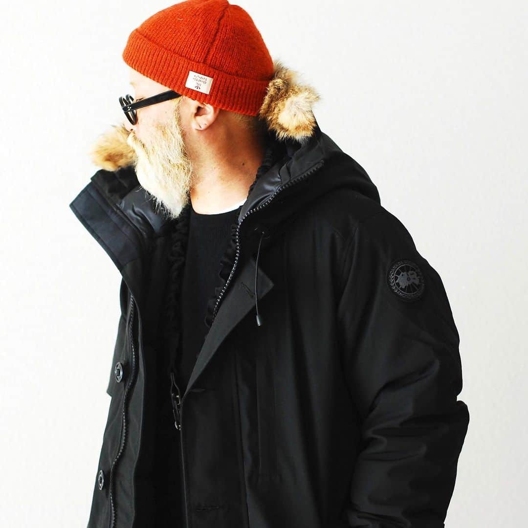 のインスタグラム：「_ ［#10倍ポイント開催中！］ CANADA GOOSE / カナダグース “CHATEAU PARKA BLACK LABEL” ¥129,800- _ 〈online store / @digital_mountain〉 https://www.digital-mountain.net/shopdetail/000000012560/ _ 【オンラインストア#DigitalMountain へのご注文】 *24時間受付 *15時までのご注文で即日発送 * 1万円以上ご購入で送料無料 tel：084-973-8204 _ We can send your order overseas. Accepted payment method is by PayPal or credit card only. (AMEX is not accepted)  Ordering procedure details can be found here. >>http://www.digital-mountain.net/html/page56.html  _ 本店：#WonderMountain  blog>> http://wm.digital-mountain.info _  JR 「#福山駅」より徒歩10分 #ワンダーマウンテン #japan #hiroshima #福山 #福山市 #尾道 #倉敷 #鞆の浦 近く _ 系列店：@hacbywondermountain _」