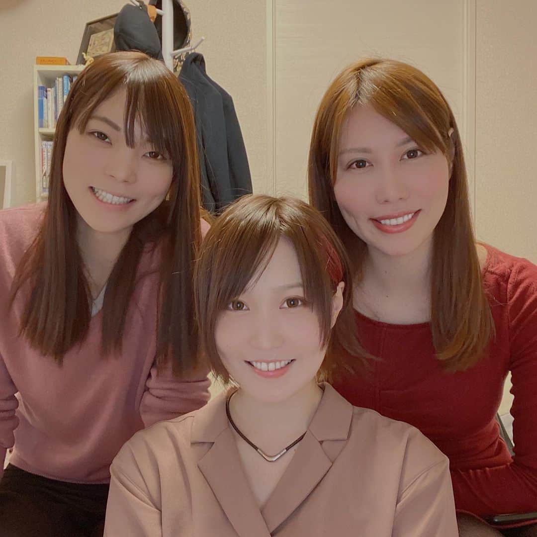関口愛美さんのインスタグラム写真 - (関口愛美Instagram)「美人三姉妹かよ~っ！！」11月30日 22時50分 - sekiguchiaimi