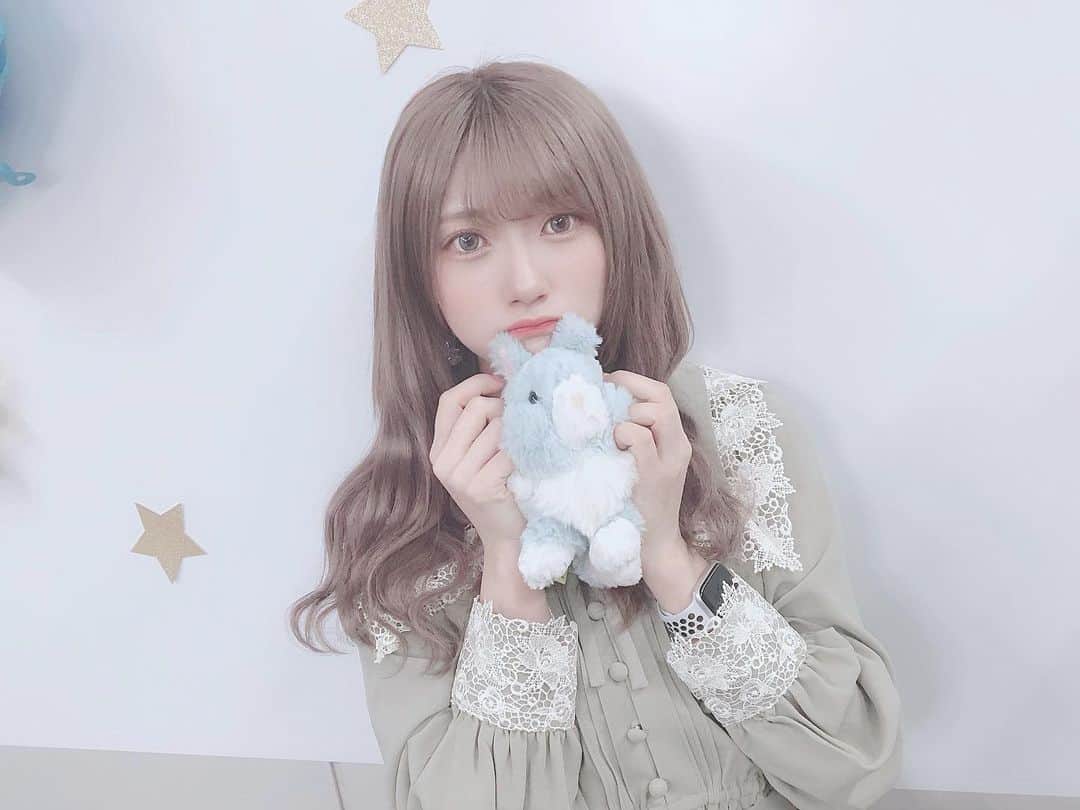 のインスタグラム：「. 🐇♡♡  ピアスはくま。🧸 . .」