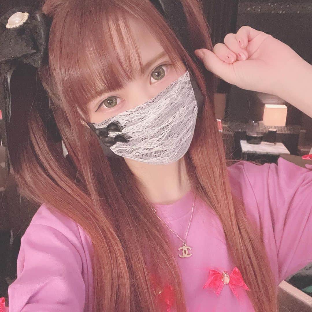 のインスタグラム：「ファンミたのしかった😆🎀 ♡ ♡ ♡ #六本木カフェ #六本木グルメ #六本木ランチ #六本木ディナー #六本木roots #映えカフェ #東京グルメ」