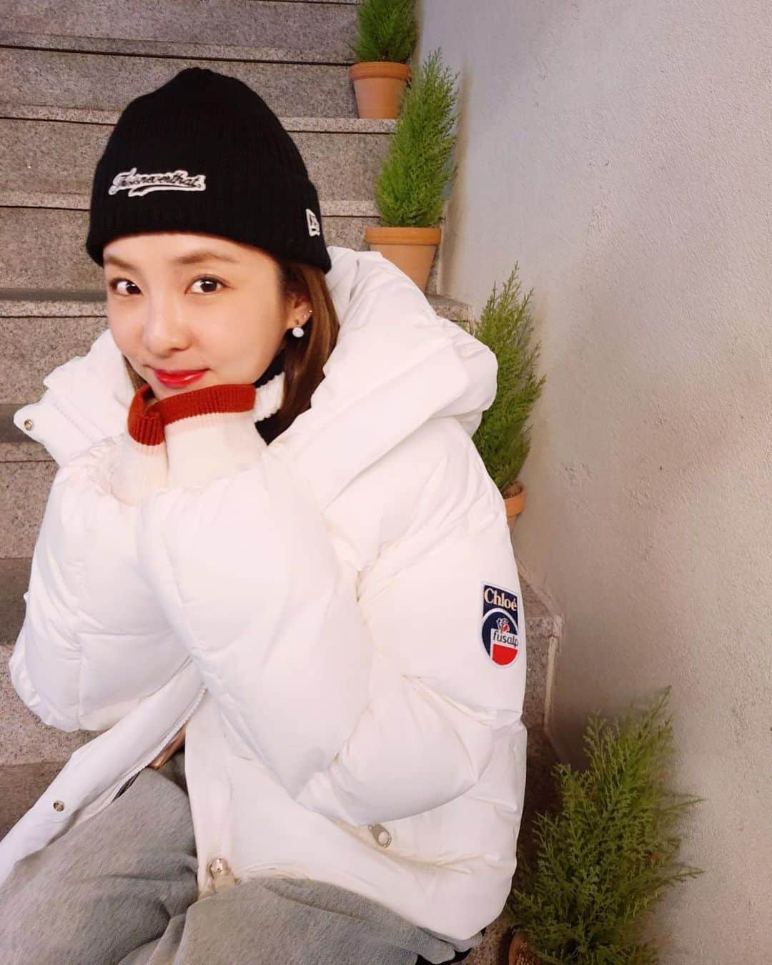 ダラ さんのインスタグラム写真 - (ダラ Instagram)「춥지만 행복한 겨울이다라~ ❄️☃️🌨💟 모두 따듯하게!!! 🔥🙏🏻」11月30日 14時30分 - daraxxi