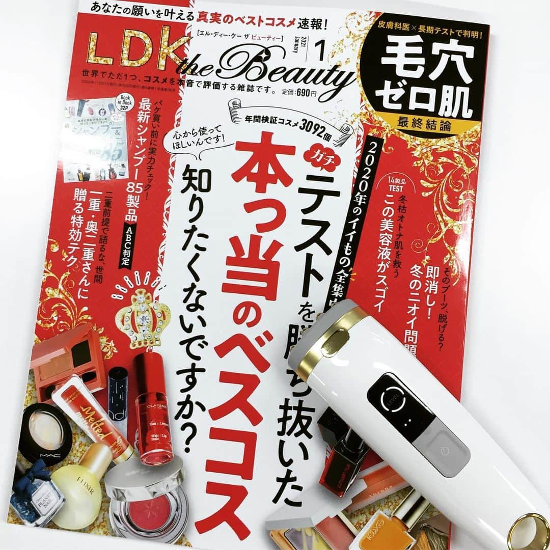 COSBEAUTY(コスビューティー)さんのインスタグラム写真 - (COSBEAUTY(コスビューティー)Instagram)「RF美顔器ラディアンスは 『LDK The Beauty』 2021年1月号（11/21発売） @ldk_the_beauty   リフトアップ美顔器 2020年BEST COSME OF THE YEARを受賞致しました✨✨✨✨✨  本音で評価された役立つコスメの情報が 満載です💁是非ご覧ください😊  #コスビューティー #cosbeauty #RF美顔器 #美顔器 #ラジオ波 #RF #おうちエステ #美容 #美容家電 #リフトアップ #超音波美顔器 #美肌ケア #お気に入りアイテム #マストアイテム #愛用品 #美活 #お肌ケア #肌ケア #スキンケア #素肌美人 #美容大好き #美意識向上 #美意識向上委員会 #ツヤ肌 #艶肌 #美肌 #美肌になりたい #エイジングケア #ベストコスメ #女子力」11月30日 15時02分 - cosbeauty__japan