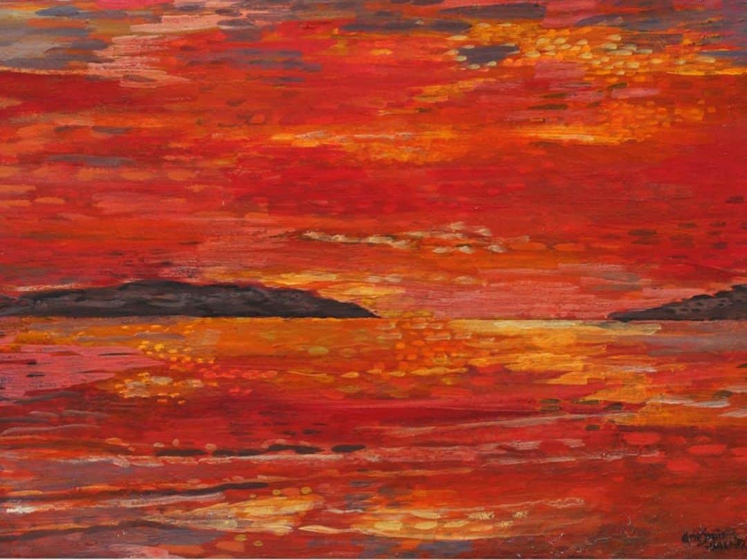 サザビーズさんのインスタグラム写真 - (サザビーズInstagram)「Our Modern and Contemporary Southeast Asian Art online auction titled “BREATHLESS”, which opens for bidding today, aptly captures the sense of anticipation that one may feel when drawn to a particular artwork. The word also embodies the breathtaking beauty of the local landscapes that continues to inspire artists.   Swipe to see highlights including picks by Fenessa Adikoesoemo (📷 second slide @fenessaadikoesoemo ), chairwoman of Indonesia’s first modern and contemporary art museum, who shares with Sotheby’s her vision for The Museum of Modern and Contemporary Art in Nusantara (#MuseumMacan), and how the pandemic might shape the future of contemporary art in the region. Link in bio for full article.⠀ ⠀ #southeastasianart」11月30日 15時12分 - sothebys