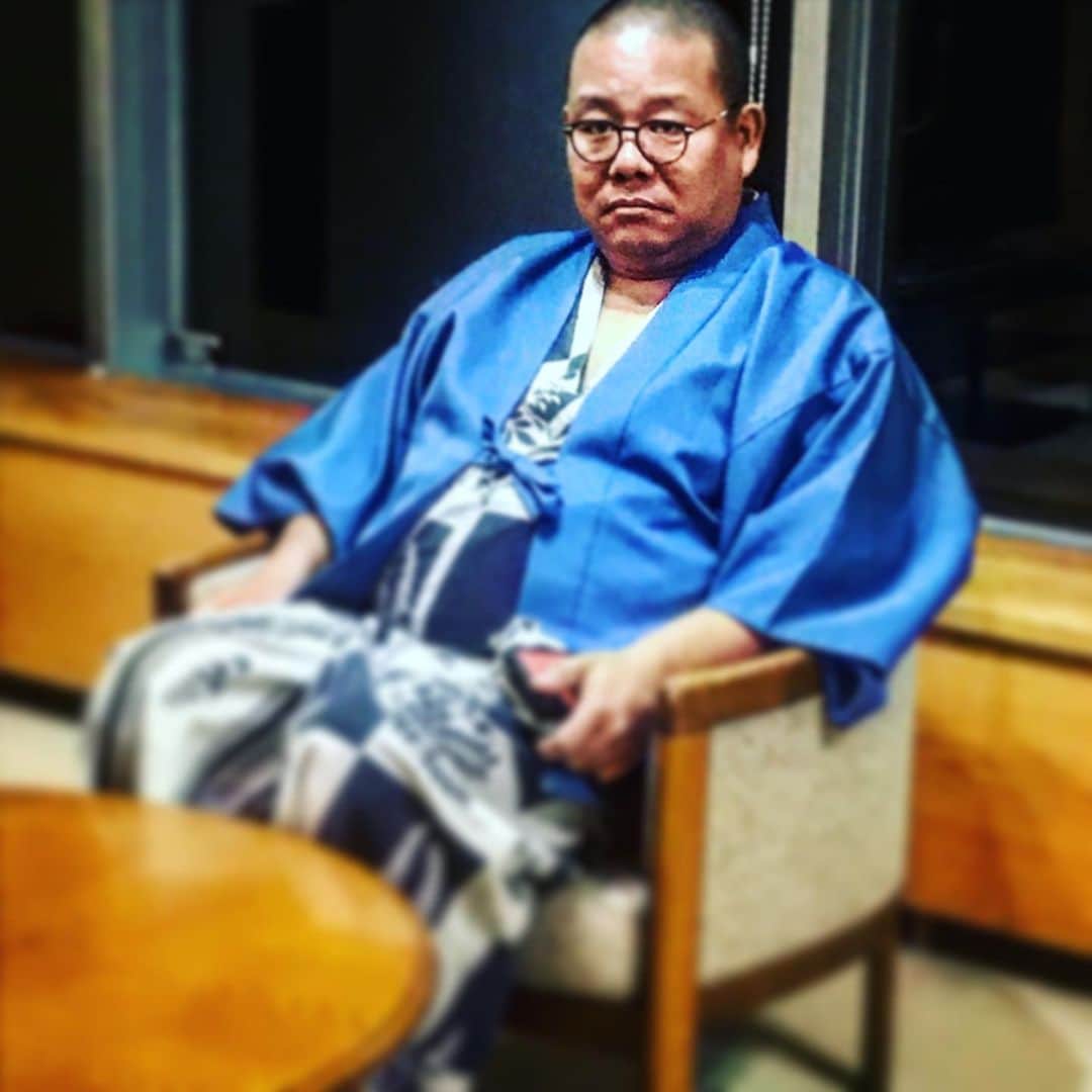 中沢ノブヨシさんのインスタグラム写真 - (中沢ノブヨシInstagram)「休んでます。その2  #中沢ノブヨシ #中沢ノブヨシofficial #music #soul」11月30日 15時24分 - nobuyoshinakazawa