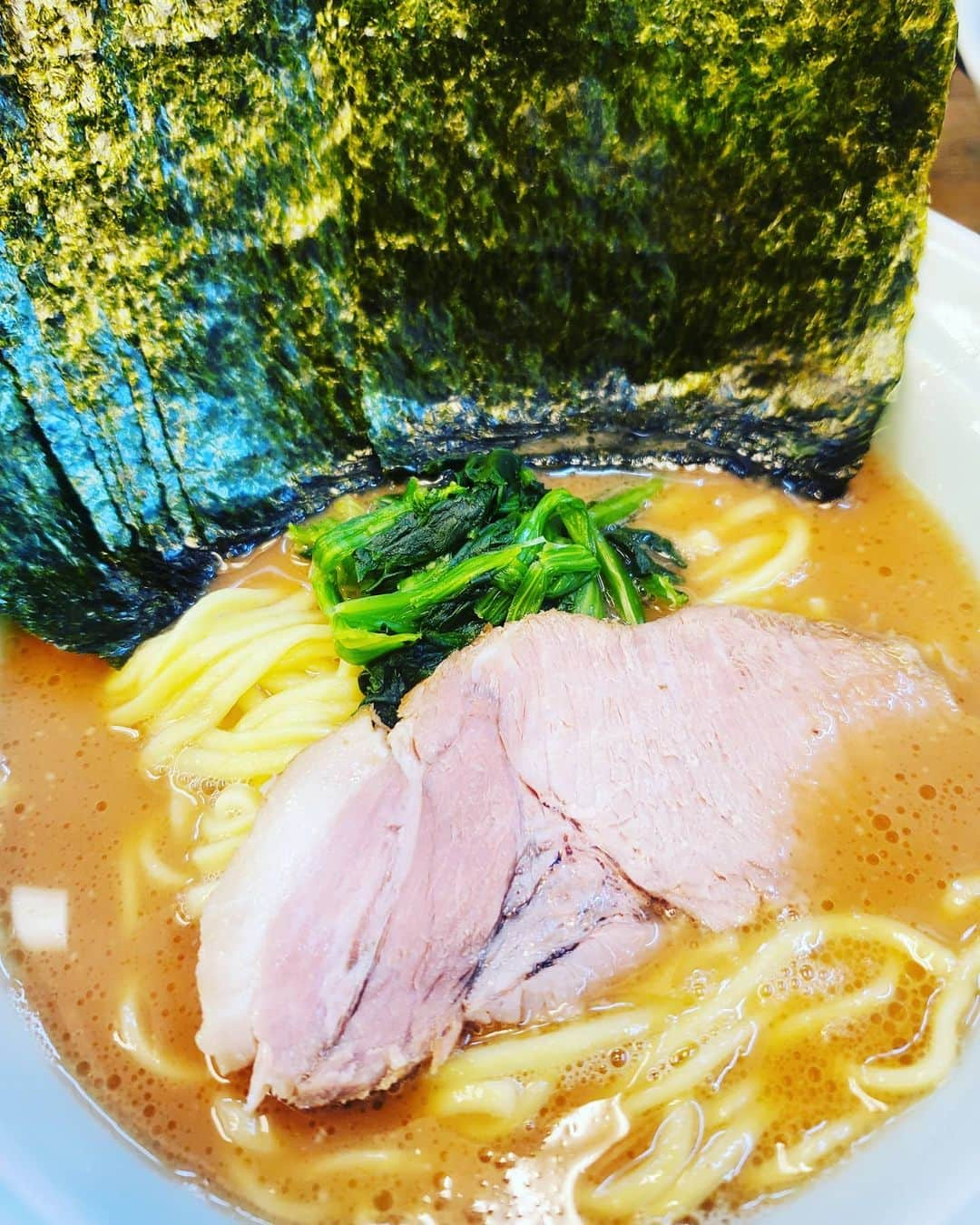 塩原康孝さんのインスタグラム写真 - (塩原康孝Instagram)「久々に食べました家系ラーメン🍜」11月30日 15時41分 - ruisan0120