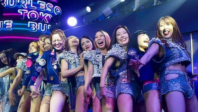Yukkyのインスタグラム：「だいすき❣️ . . . . . #burlesquetokyo#burlesque#showgirl#dancer#costume#japanesegirl#anime#instagood#instalike#instadaily#バーレスク東京#スーパーバーレスク#ダンサー#衣装#コスチューム#にこにこ#大好き#舞台#2020」