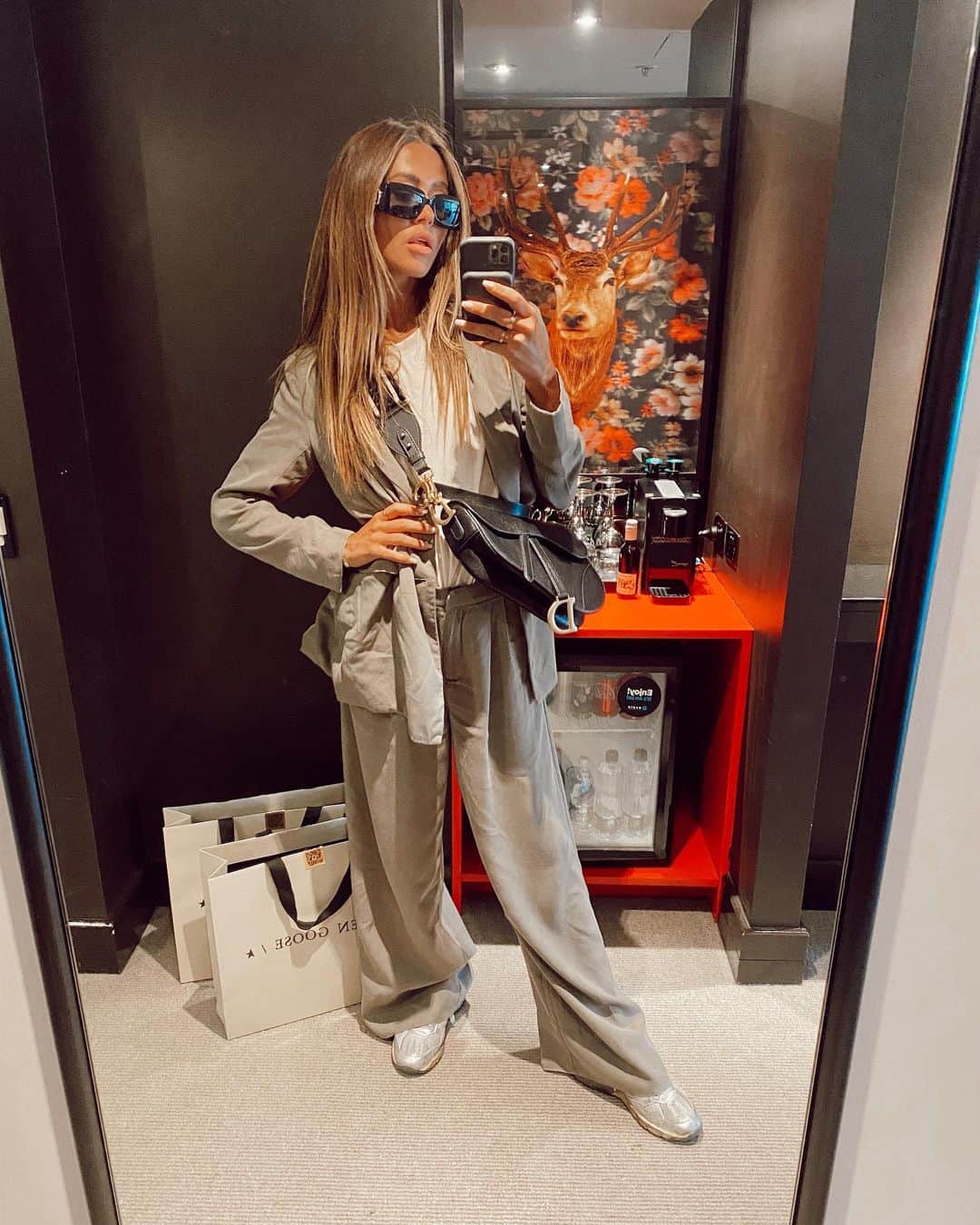 RUBY TUESDAY MATTHEWSさんのインスタグラム写真 - (RUBY TUESDAY MATTHEWSInstagram)「Checked into my favourite @ovolohotels Woolloomooloo for some RNR 🤍」11月30日 16時13分 - rubytuesdaymatthews