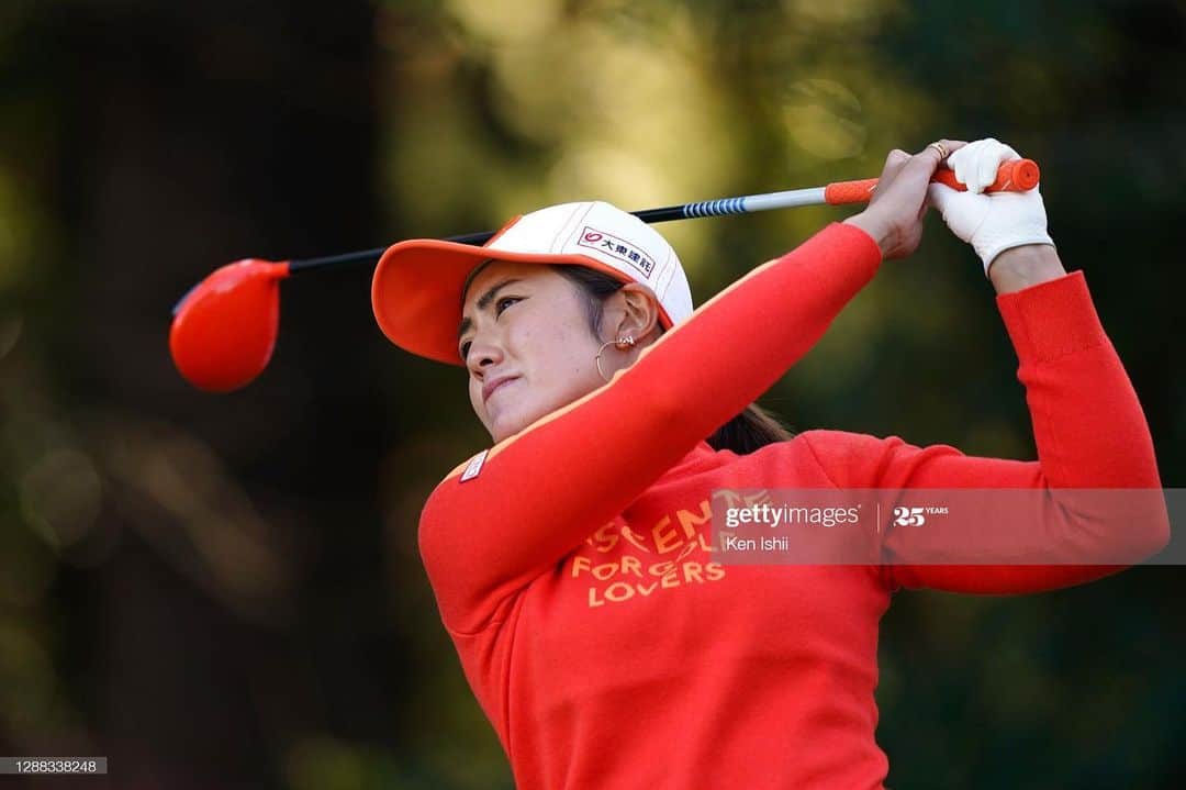 渡邉彩香のインスタグラム：「. . LPGAツアーチャンピオンシップ リコーカップ 応援ありがとうございました！  4年ぶりのリコーカップ。 久しぶりにこの大会に戻って来られて、 本当に嬉しかったです😊！  悔しい思いもたくさんしたので、2021年に向けて、 より一層頑張ります！！  今年もたくさんの応援を 本当にありがとうございました！！！」
