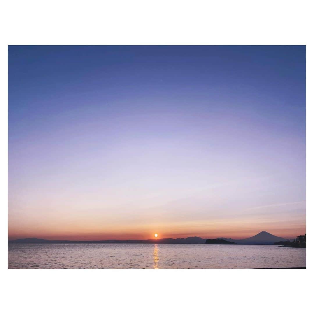 大塚愛さんのインスタグラム写真 - (大塚愛Instagram)「👏  AIO　#sunset  #foryou」11月30日 16時49分 - aiotsuka_official