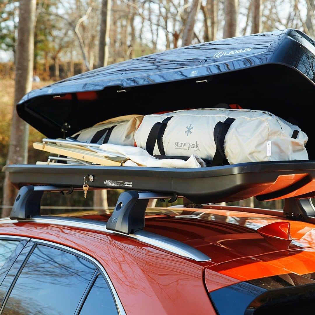 LEXUS / レクサスさんのインスタグラム写真 - (LEXUS / レクサスInstagram)「等身大のままちょっと贅沢を。UXならそんなキャンプを叶えてくれる。  #レクサス #Lexus #LexusUX #レクサスUX  #UXと過ごす日常 #OneMoreThing #SUV #車好きな人と繋がりたい #キャンプ #キャンプギア #グランピング」11月30日 18時00分 - lexus_jp