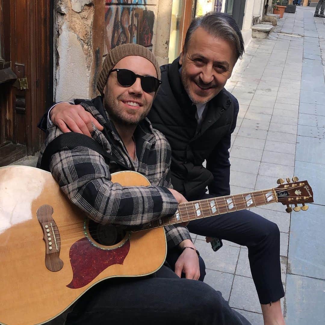 muratdalkilicのインスタグラム：「@bfalay menajerim😎」