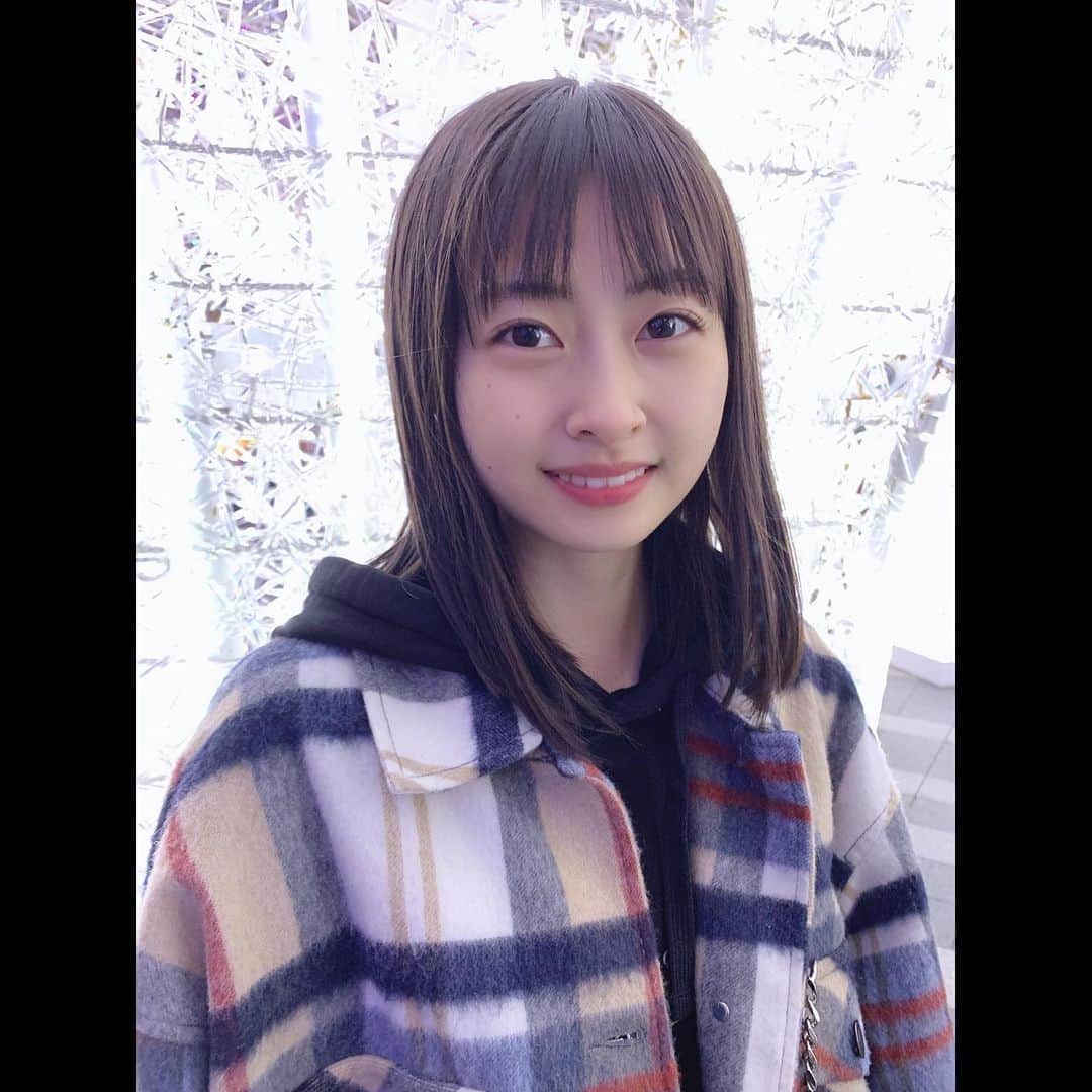 松岡はなのインスタグラム：「めちゃ綺麗だった〜🌬🌙✨ #博多駅　#イルミネーション」