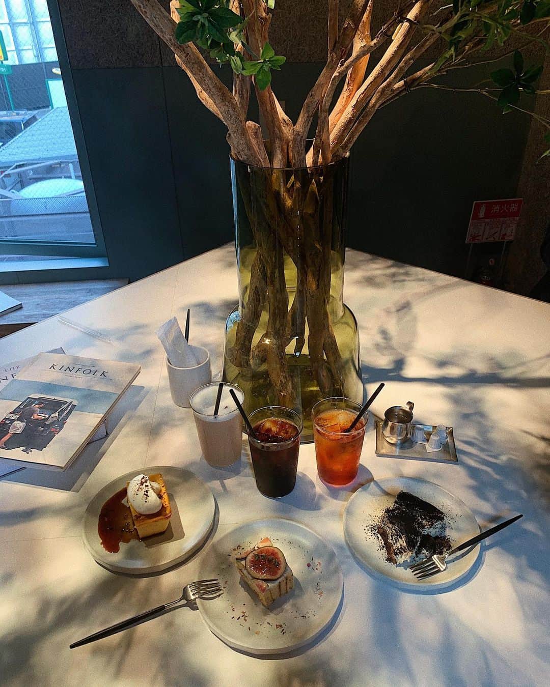 草野春香さんのインスタグラム写真 - (草野春香Instagram)「. 𝘖𝘙𝘛𝘖 𝘊𝘈𝘍𝘌☕️🌿 渡辺通りに移転オープンしてたよ🕊 #ortocafe #福岡カフェ」11月30日 19時35分 - _haruka030_