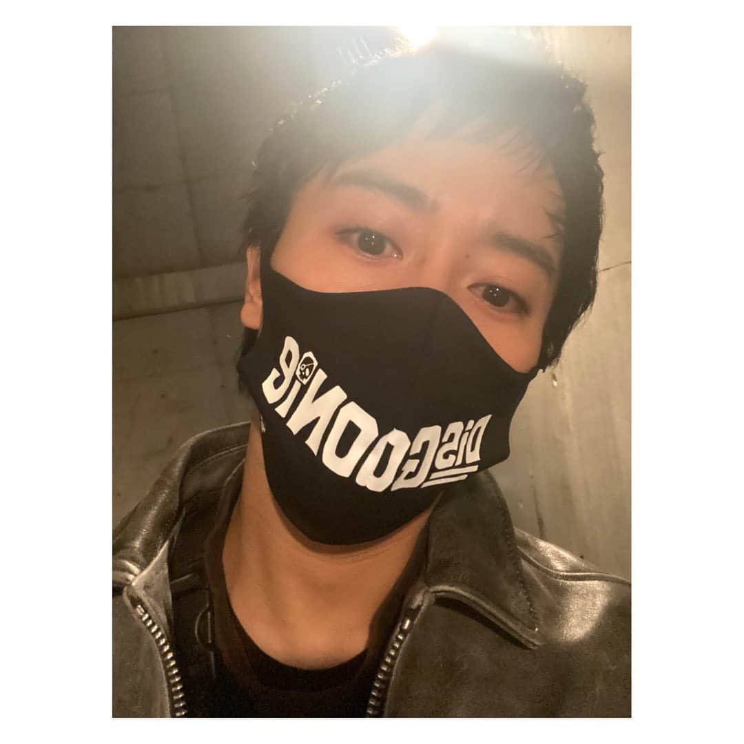 猪野広樹のインスタグラム：「仕事終了。　明日も別件。　にしても寒いですな、、。」
