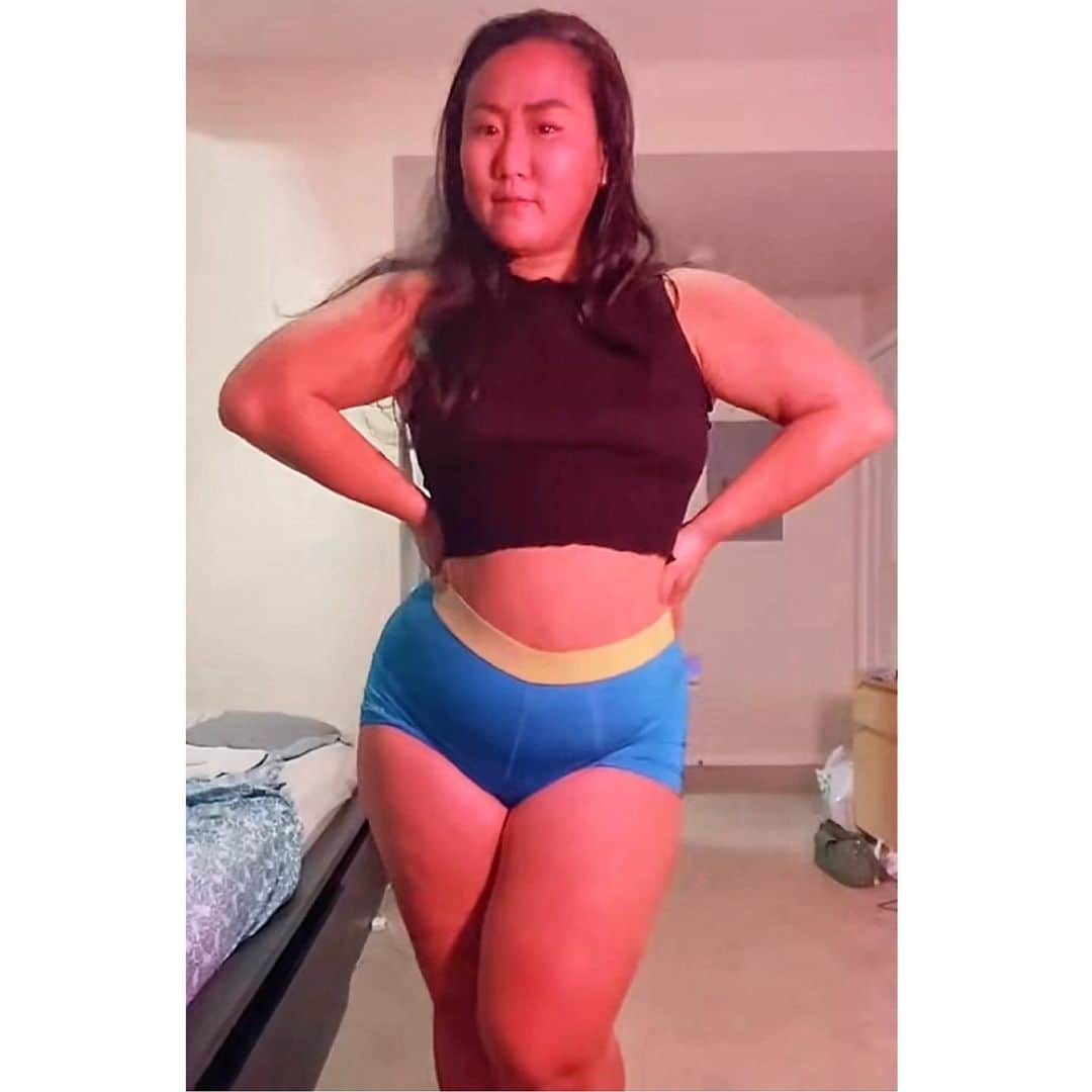 藤井美穂のインスタグラム：「Tops @sheinofficial @sheincurve   http://shein.top/6a1tmvd  From 11/28 through 12/2, SHEIN is holding its annual Cyber Monday Sale! § Include #SHEIN, #SHEINgals, #SHEINcybermonday  Use my code S21eR for an additional 15% off the SHEIN site!」