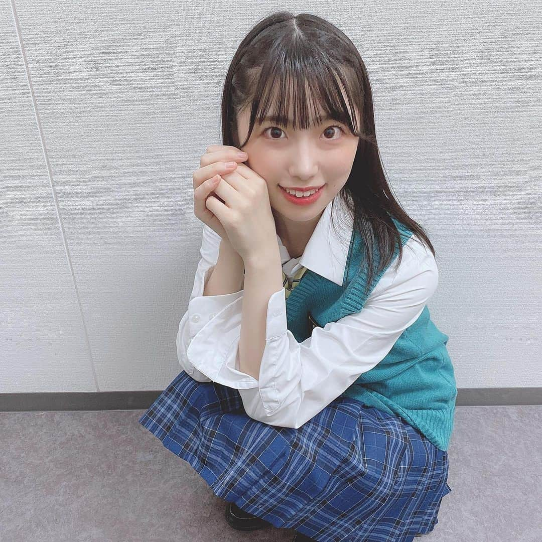 小川紗奈さんのインスタグラム写真 - (小川紗奈Instagram)「なんか優等生ぽいねって言われたけど、どうかなー？？﻿ ﻿ 実際はどうなのか分かりません。。笑﻿ ﻿ そして一応現役JKです!!﻿ ﻿ ﻿ #followme #follow #IDOL #衣装 #アイドル衣装 #アイドル」11月30日 21時06分 - sana_hkt48