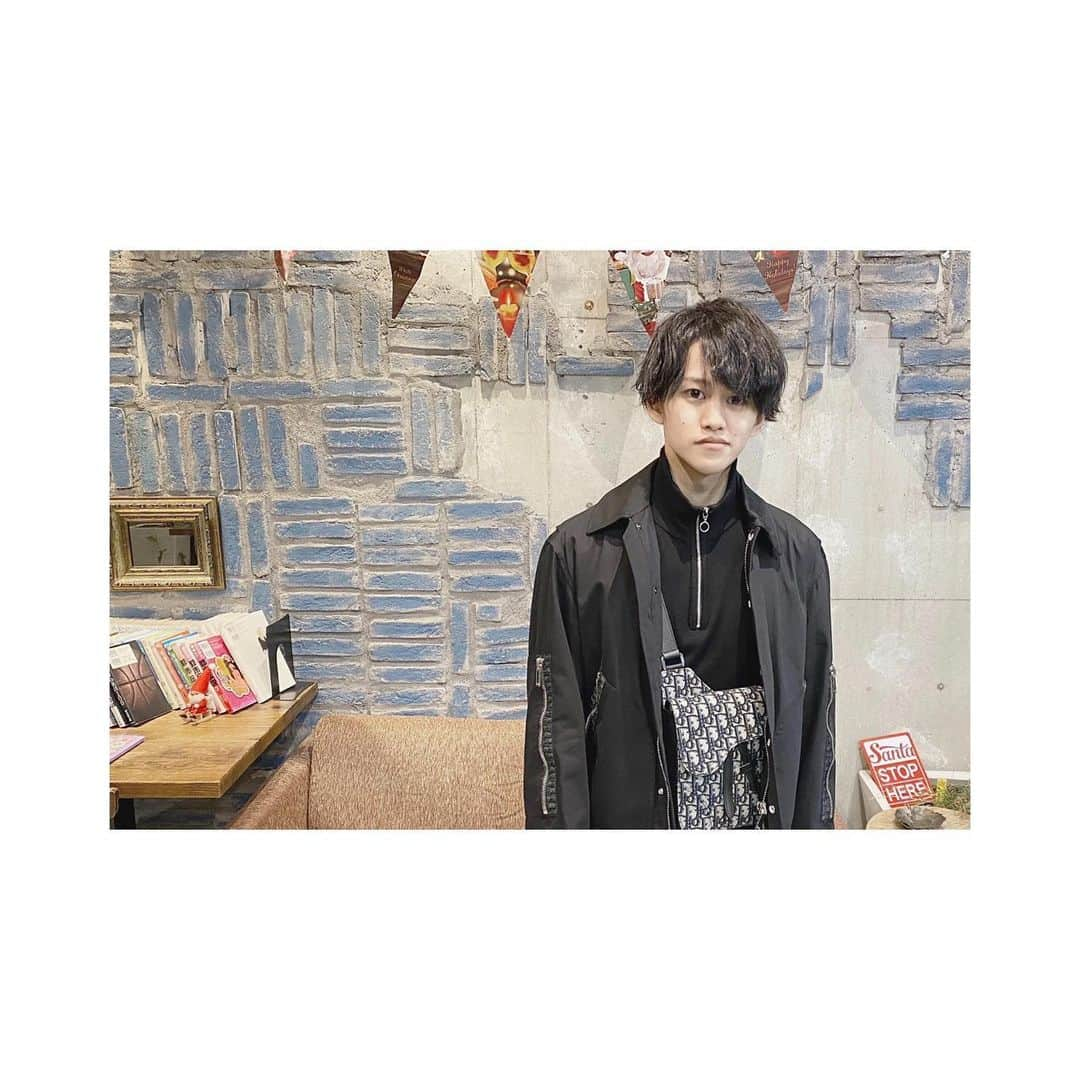 ベーコンさんのインスタグラム写真 - (ベーコンInstagram)「切ってもらいました✂️」11月30日 21時20分 - umadura_bacon