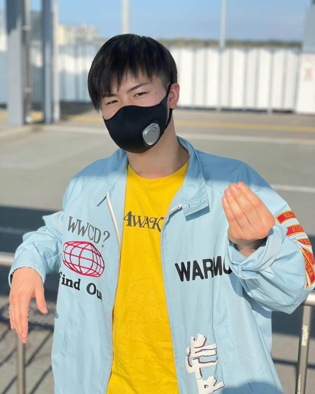 那須川天心さんのインスタグラム写真 - (那須川天心Instagram)「びっくりしました！ マスクなのに全く息苦しくないし 電動ファンで中が蒸れずに息苦しくないのでウォーミングアップ中でも快適 デザインもカッコよくてなんか強くなった感じ🔥  #PR #ブリーズマスク #フィリップス #マスク」11月30日 21時22分 - tenshin.nasukawa