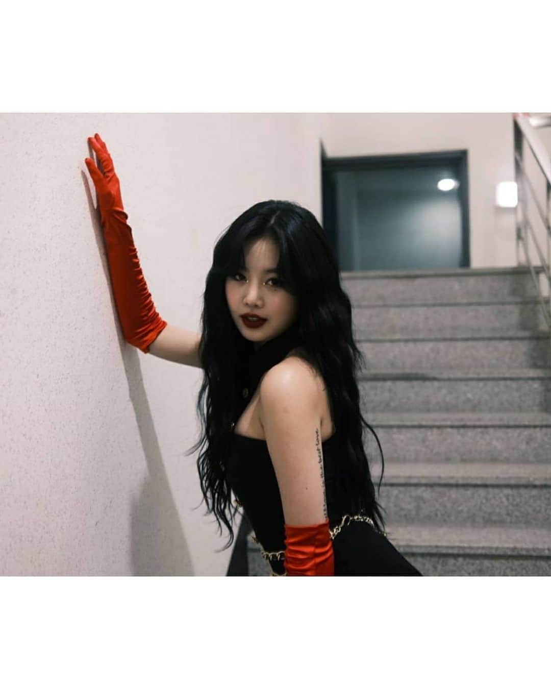(G)I-DLEさんのインスタグラム写真 - ((G)I-DLEInstagram)「[#수진] 💋」11月30日 21時38分 - official_g_i_dle