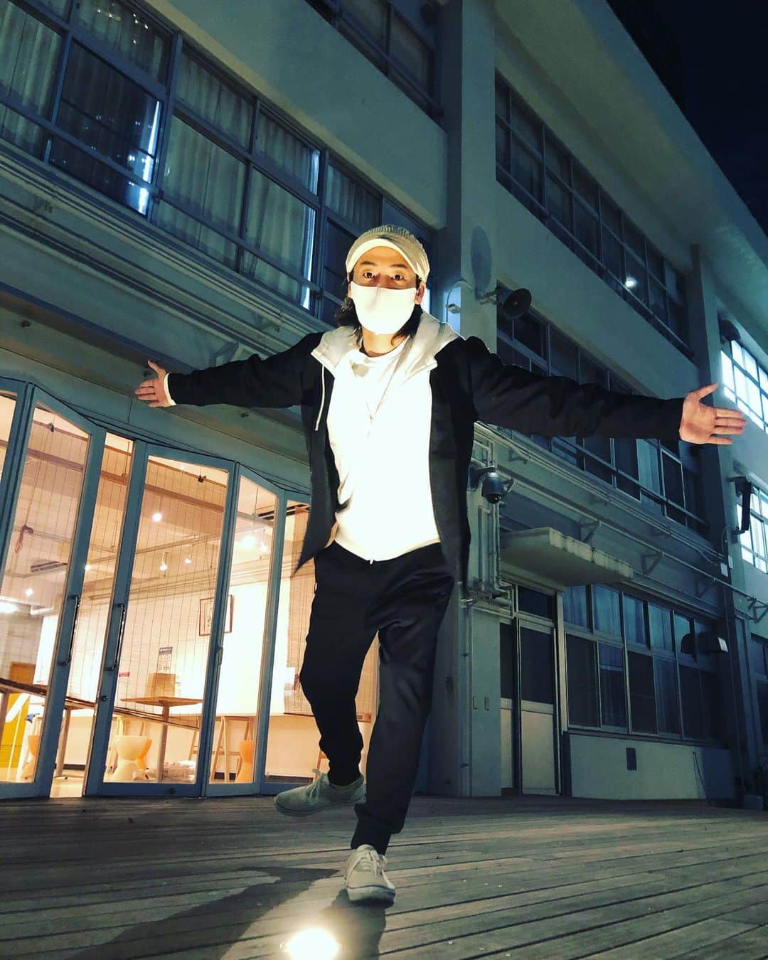福士誠治さんのインスタグラム写真 - (福士誠治Instagram)「舞台稽古の合間にて！  少しずつ形になっていくことの喜びを感じます。 皆さん楽しみにしていて下さいね)^o^(  #福士誠治 #おっかちゃん劇場 #舞台 #演劇 #本多劇場」11月30日 22時00分 - seiji_fukushi