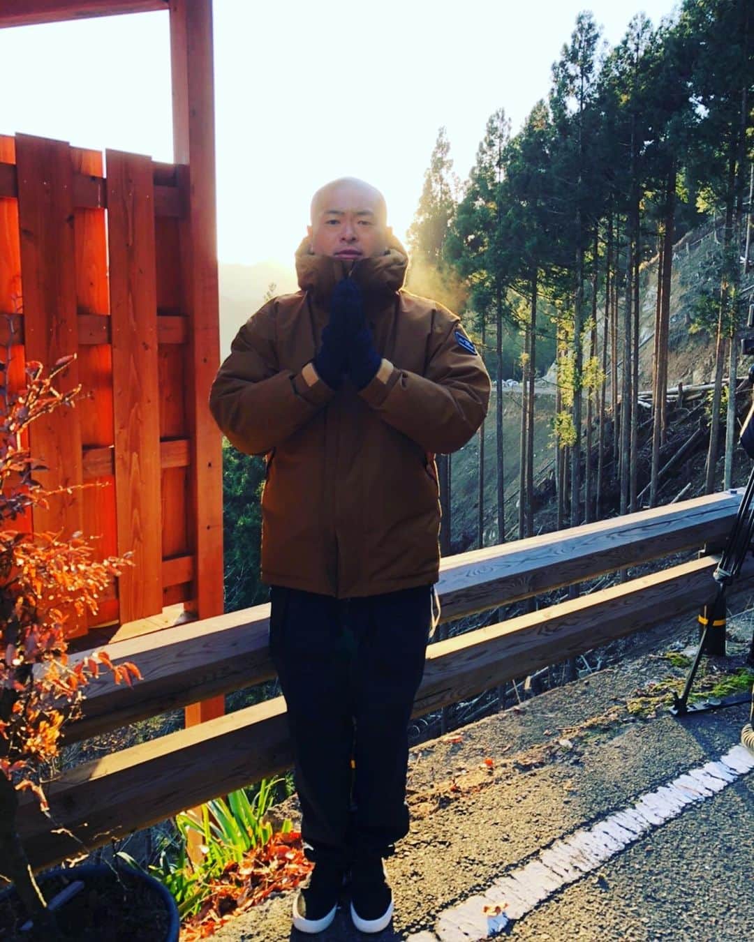 あばれる君のインスタグラム：「股間にオーブが現れました‼︎何故かは分かりませんが自信が湧いてきました‼︎おはようございます‼︎」