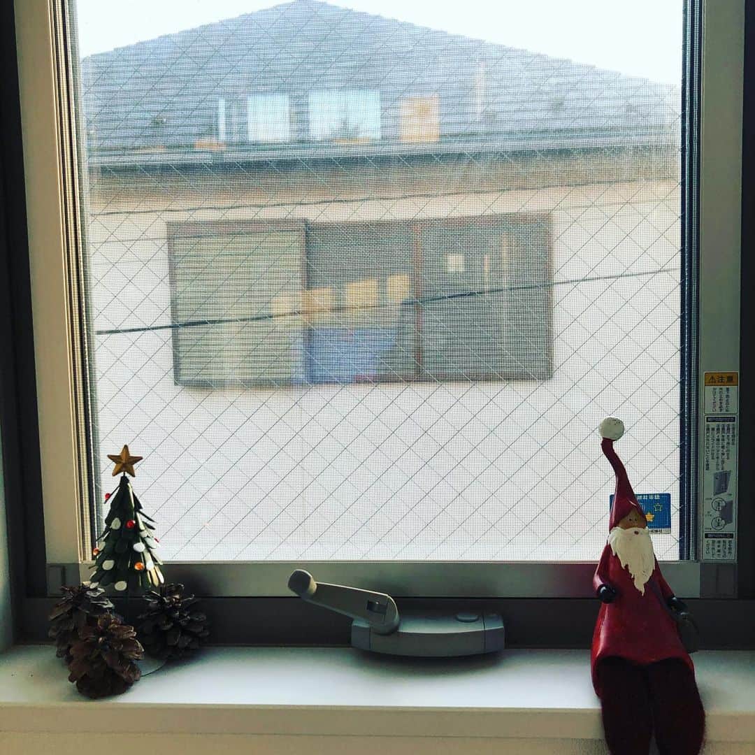 金村義明さんのインスタグラム写真 - (金村義明Instagram)「12月1日 我が家もクリスマス🎄🎅🤶 雰囲気にしたらしい！ 2020ラストマンスリー 29日仕事納めまで頑張ります！」12月1日 8時10分 - yoshiaki_kanemura