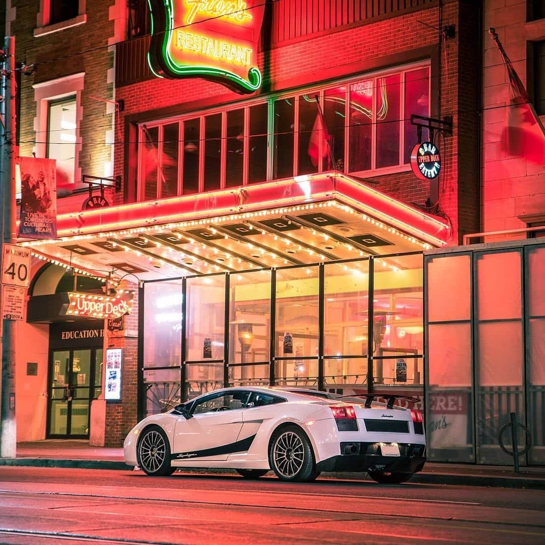 CarsWithoutLimitsさんのインスタグラム写真 - (CarsWithoutLimitsInstagram)「Congratulations to @effspot on getting this beautiful Lamborghini Superleggera  Photos @zachbrehl  #carswithoutlimits」12月1日 8時40分 - carswithoutlimits