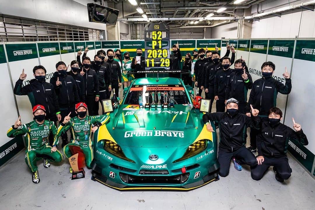 熊林保奈美のインスタグラム：「* . SUPER GT 最終戦 富士 . Pole To Win🏆🥇✨ シリーズランキングは2位！ 埼玉トヨペットGreen Braveの一員として 現地で応援できて、目の前で優勝の瞬間や表彰式を見て、 チームの方々と一緒に喜ぶ事ができて 本当に最高の最終戦でした。  たくさんの応援ありがとうございました！！ . * #埼玉トヨペット #埼玉トヨペットgreenbrave #greenbrave #supergt #supergt2020 #GT300 #レースクイーン #RQ #埼玉トヨペットサポーターズ #熊林保奈美 #道産子 #Japanesegirl #paddokgirls #pitgirl #instalike #맞팔」