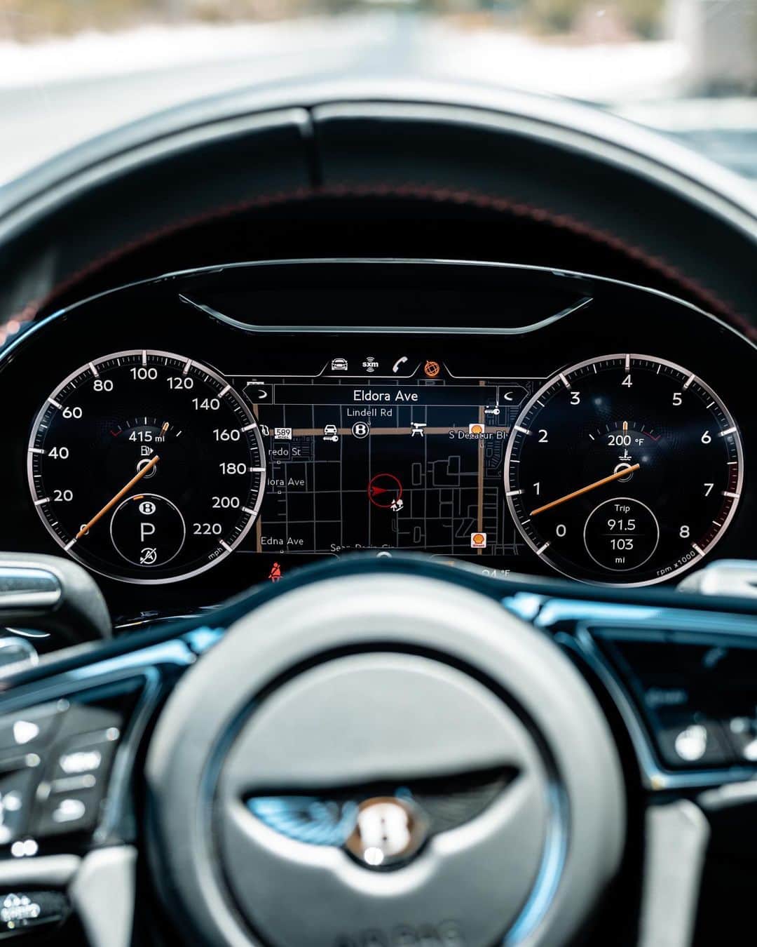 ベントレーさんのインスタグラム写真 - (ベントレーInstagram)「Send your optic nerve for a joyride. The #ContinentalGT V8. #WorldOfBentley _ #Bentley Continental GT V8 WLTP drive cycle: combined fuel consumption: 23.3 mpg (12.1 l/100 km), combined CO₂: 275 g/km. Photo by @BentleyLasVegas」12月1日 0時07分 - bentleymotors