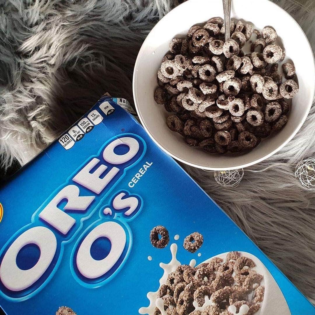 OREOさんのインスタグラム写真 - (OREOInstagram)「The right way to fuel up for a Monday 👏👏⠀⠀⠀⠀⠀⠀⠀⠀⠀ ⠀⠀⠀⠀⠀⠀⠀⠀⠀ 📸: @beastmode_germany」12月1日 0時15分 - oreo