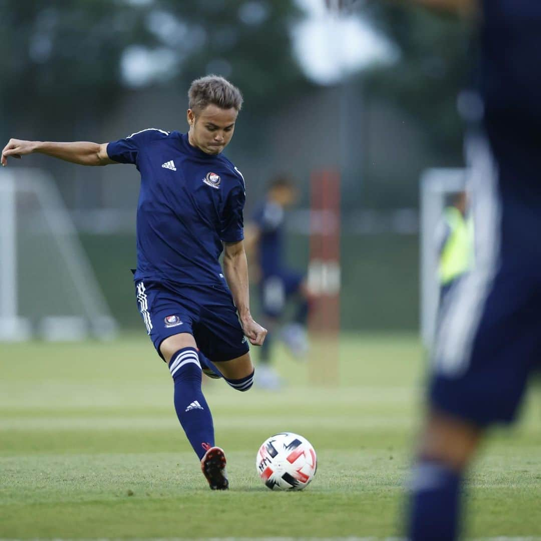 横浜F・マリノスさんのインスタグラム写真 - (横浜F・マリノスInstagram)「🦵⚽️  #fmarinos #ACL2020 #KeepSailTogether」12月1日 0時54分 - yokohamaf.marinos