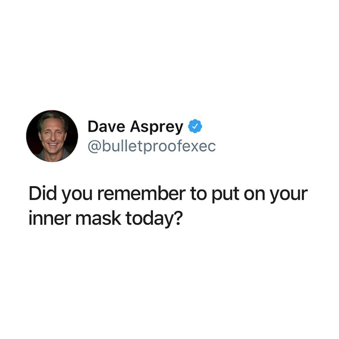 デイヴ・アスプリーさんのインスタグラム写真 - (デイヴ・アスプリーInstagram)「Remember that even if you are in an environment that requires a face mask, you absolutely must remember to also maintain your inner mask.  It’s also called your metabolism and your immune system. Here is how to maintain and clean your inner mask every day:  - Take your vitamin D3 (ideally with K2 and vitamin A) until your blood levels are at least 70 - Take 20-40mg of zinc (balanced with copper) - Stop eating omega-six oils, especially fried foods and seed oils - Skip breakfast every now and then, also known as #intermittentfasting   Focus on your inner mask. You’re always wearing it. Is yours strong enough?   If you want to learn more about my new book on fasting go to FastThisWay.com or click on the link in bio!   Be well. 🙏 (please share with people who could use an inner mask. It appears that this info is getting far less visibility than it should be based on algorithms 🤔)」12月1日 1時05分 - dave.asprey