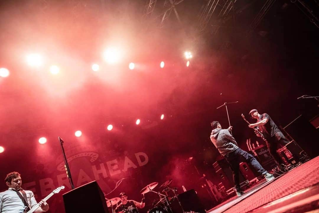 Zebraheadさんのインスタグラム写真 - (ZebraheadInstagram)「Somehow this pic is from the beginning of this year ! It feels like an eternity ago, come on next year!!  #Zebrahead #braininvaders #mfzb  📷 by @nickneuenhausphotography」12月1日 1時17分 - zebraheadofficial