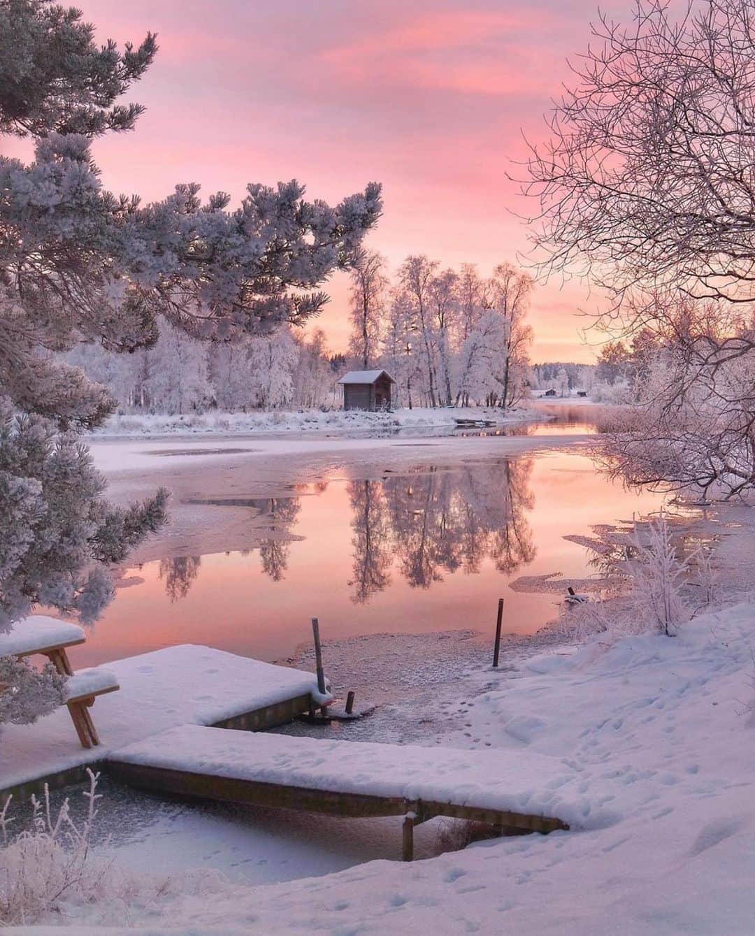 Wonderful Placesさんのインスタグラム写真 - (Wonderful PlacesInstagram)「Beautiful winter in Sweden ✨😍😍❄️❄️✨ . Pictures by ✨✨@mariaanderhell✨✨ #wonderful_places for a feature ❄️💜」12月1日 1時56分 - wonderful_places