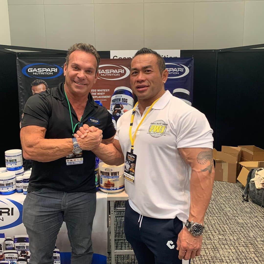 Hidetada Yamagishiさんのインスタグラム写真 - (Hidetada YamagishiInstagram)「I have been an @gaspari athlete since 2009. Back then it was a great deal to have major supplement brand contract and it was my dream come true moment. I can honestly say I would not be here today without @richgaspari and @gaspari  Thank you so much🙏  #Repost @richgaspari with @get_repost ・・・ Flashback photo a couple years ago with Gaspari Athlete and Friend @hideyamagishi  Hide personifies loyalty! He has been a Gaspari Athlete for over 10 years ! Hide has been a top ten athlete in the @mrolympiallc as well as 212 Class. Winning the 212 @arnoldsports Hide has been a representative of the Asian community that many now want to emulate what he has done. What I’m most proud of my friend he is also a great Entrepreneur! Hide not only has his own website  @bodicafe selling gaspari and other brands but is also owner of the @powerhousegym in Japan and runs many IFBB NPC bodybuilding shows in Japan!  I want to wish Hide good luck in competing in this years 2020 212 Mr. Olympia!! I’d like for all my followers as well to wish him luck! Hide is a true Champion!!!」12月1日 2時21分 - hideyamagishi