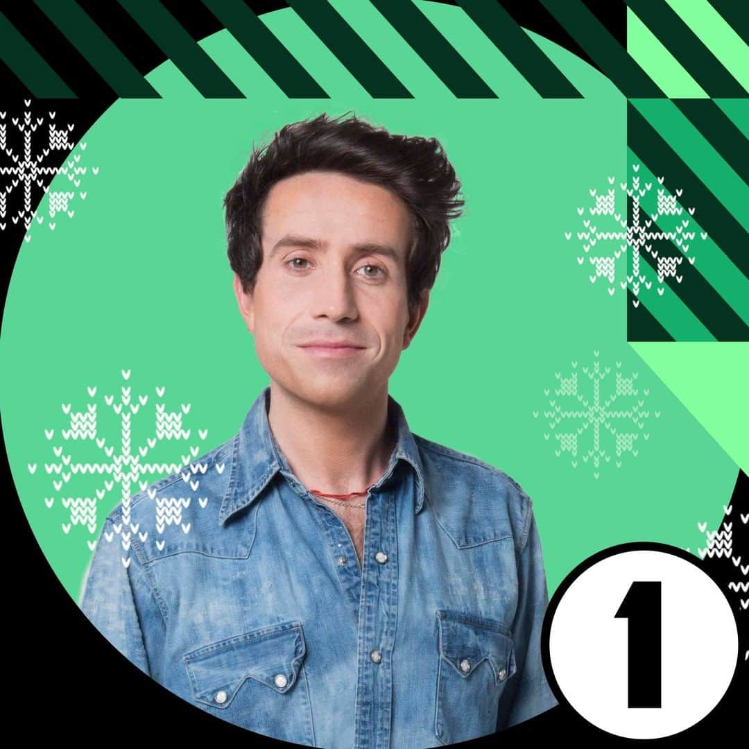 BBC Radioさんのインスタグラム写真 - (BBC RadioInstagram)「Ready for the one Christmas party you won’t embarrass yourself at? 😅   Make sure you’re listening to Radio 1 on @bbcsounds Tuesday from 5pm where we’ll be playing ALL of the festive bangers along with 1Xtra, Radio 2, 6 Music, Asian Network and R1 Dance. ⁣ ⁣ And swipe to see the presenters ready to bring you those Christmas party vibes from wherever you are with mixes throughout the night. 🎅🤶🎄🎶」12月1日 3時00分 - bbcradio1