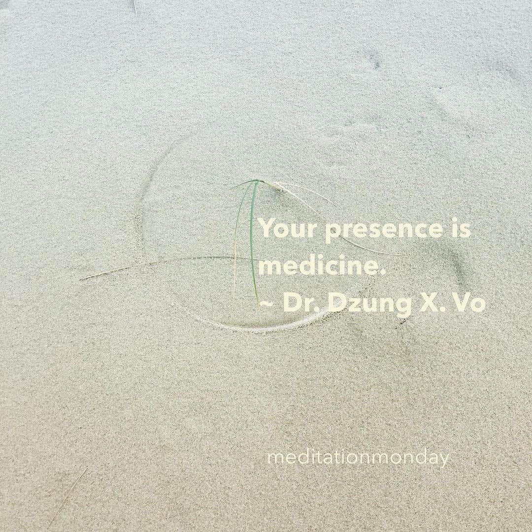 Beam & Anchorのインスタグラム：「This evening at #meditationmonday we will be sensing into the soft and healing alchemy of presence. ✨🌙7-8:30 PST. All warmly welcome. By sliding scale donation; no one turned away due to lack of funds. Details to join via bio link. ✨🌙With @thepeachspace @dashmargaret @openspacemindfulness」