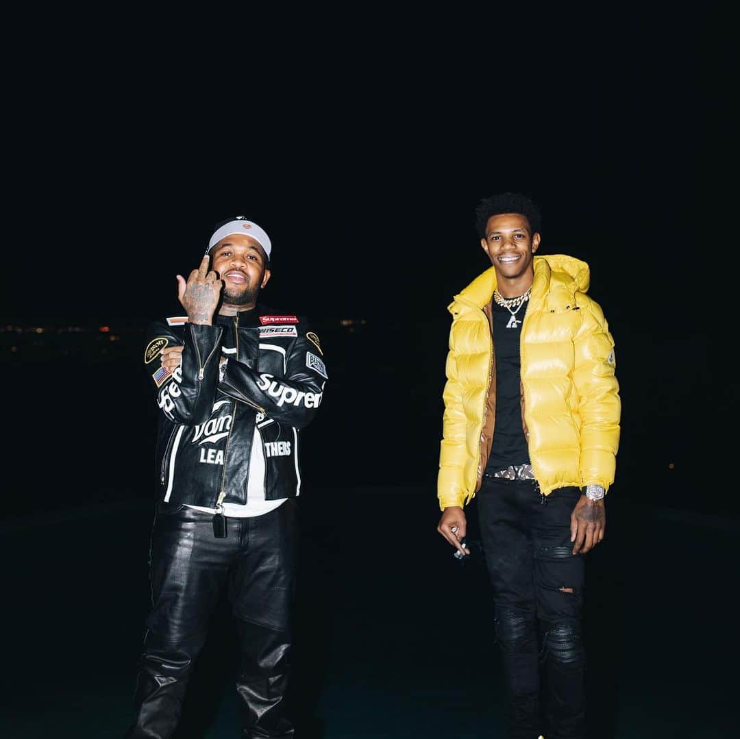 DJ.マスタードのインスタグラム：「Highbridges ,10 ft ceilings , Cold killin ...」