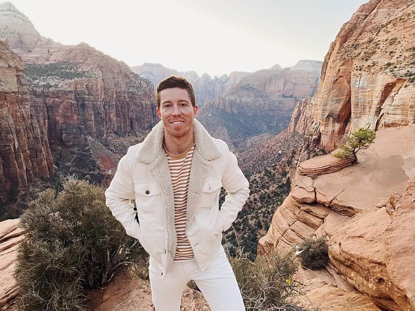 ショーン・ホワイトのインスタグラム：「Zion National park 🇺🇸」