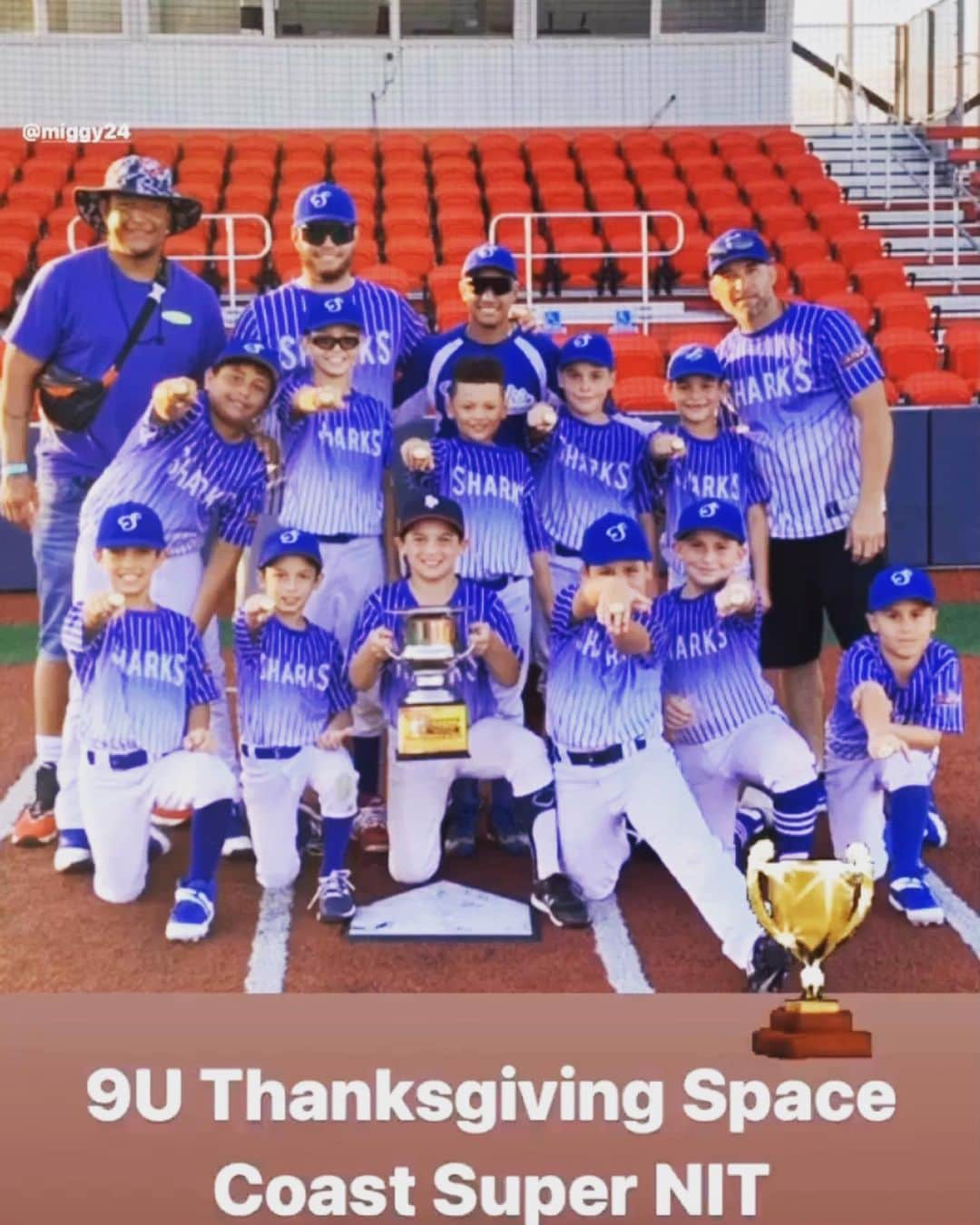 ミゲル・カブレラのインスタグラム：「Campeones 🙏」