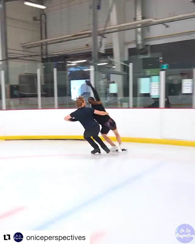 ジャン＝リュック・ベイカーのインスタグラム：「I love the way skating feels to this piece of ‘Heart of Glass’ by @blondieofficial with additional composition by @karlhugomusic .  __🎥 Jordan @oniceperspectives  #heartofglass #kaitlinhawayek #jeanlucbaker #iceacademyofmontreal #icedancing #icedancer #oniceperspectives #iceskating #figureskating #iceskate #figureskate #iceskater #figureskater #icerink #icedance #patinage #patinaje #patinadores #pattinaggio #patinajeartistico #patinageartistique #pattinaggioartistico #patinajesobrehielo #フィギュアスケート #피겨스케이팅 #фигурноекатание #thanksforthehashtagsjordan」
