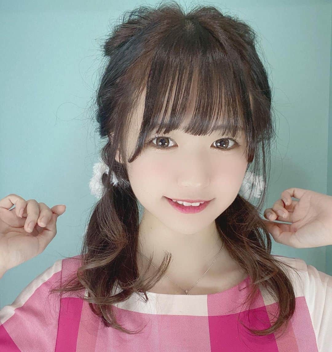 長南舞さんのインスタグラム写真 - (長南舞Instagram)「先日、 @hirayama518yuki さんの美容室にお邪魔させていただきました！ 可愛いヘアアレンジまでしていただいちゃった🥰 ありがとうございます！ . #美容室 #ヘアアレンジ #hairstyle #hairarrange #ツインテール #ツインテールアレンジ」12月1日 18時10分 - chonanmai