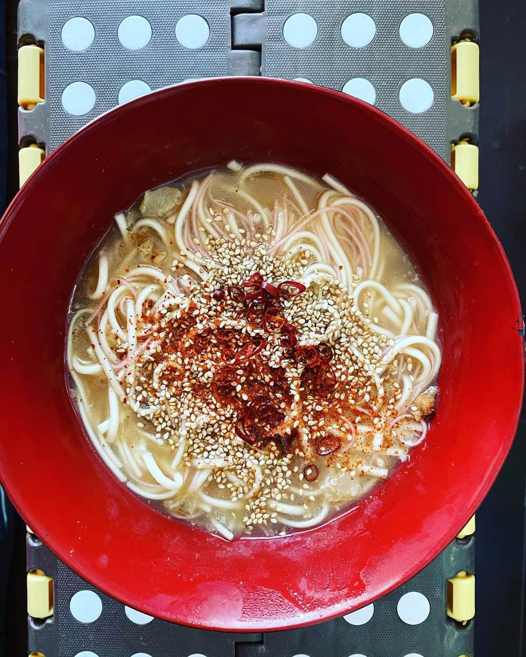 初恋タローさんのインスタグラム写真 - (初恋タローInstagram)「かすうどん  シンプル  #シンプル #かすうどん #主演」12月1日 18時11分 - hatsukoitarooooo