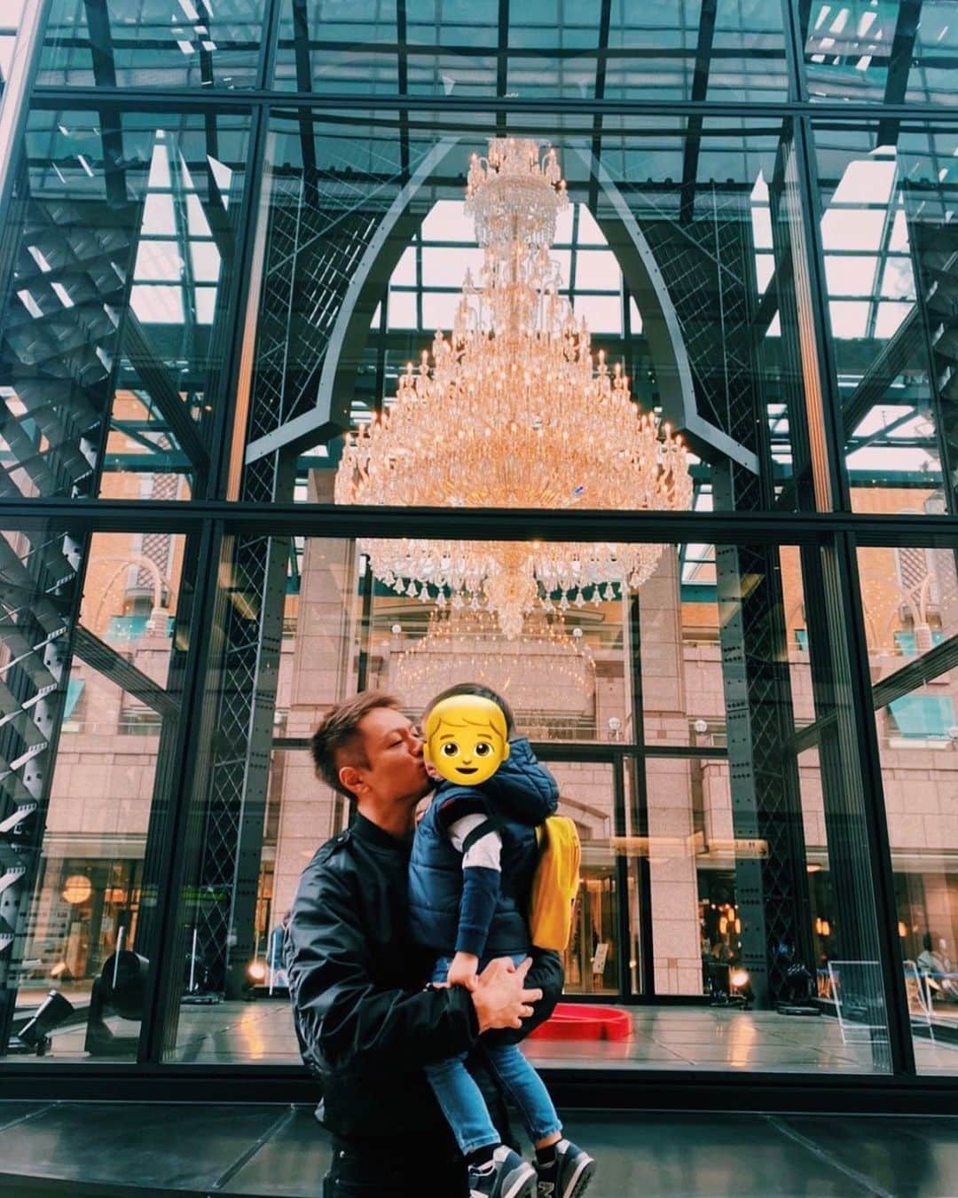 のインスタグラム：「December🎄🎄🎄 #christmasiscoming #fatherandson #instagood」
